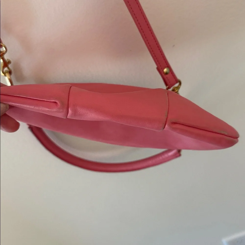 Clare V Petit Moyen - Pink Leather Crossbody Bag with Gold Hardware - Picture 5 of 8